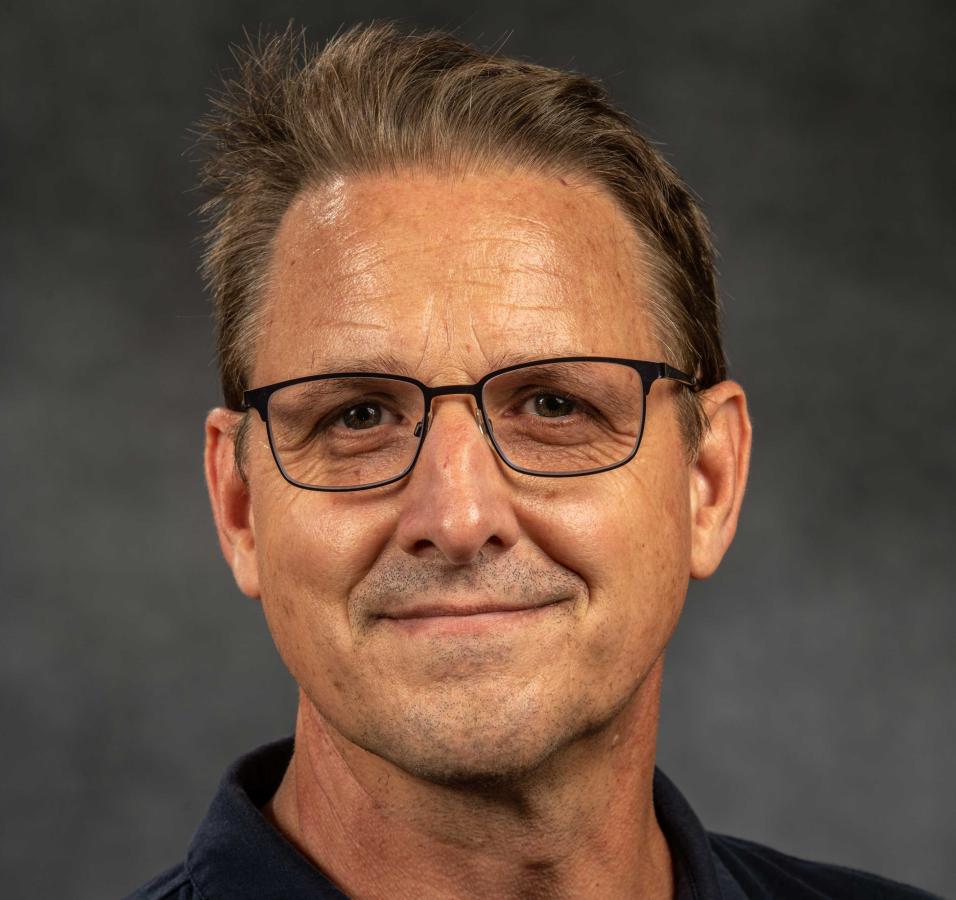 Ken Leonard headshot