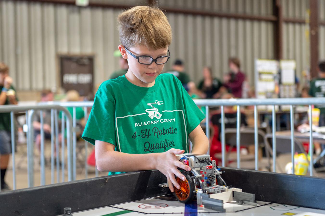 Maryland 4-H at an event